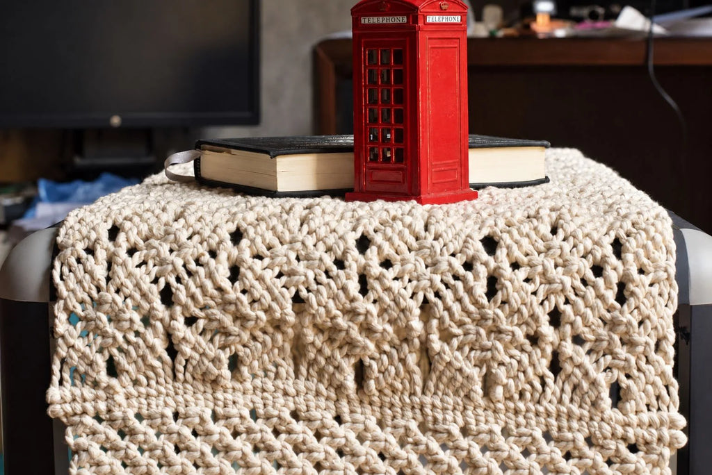 Chunky Macramé Table Runner